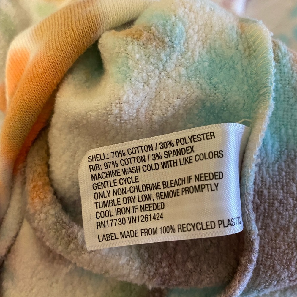 Size XXL Tie Dye Sweatshirt - Picture 6 of 6